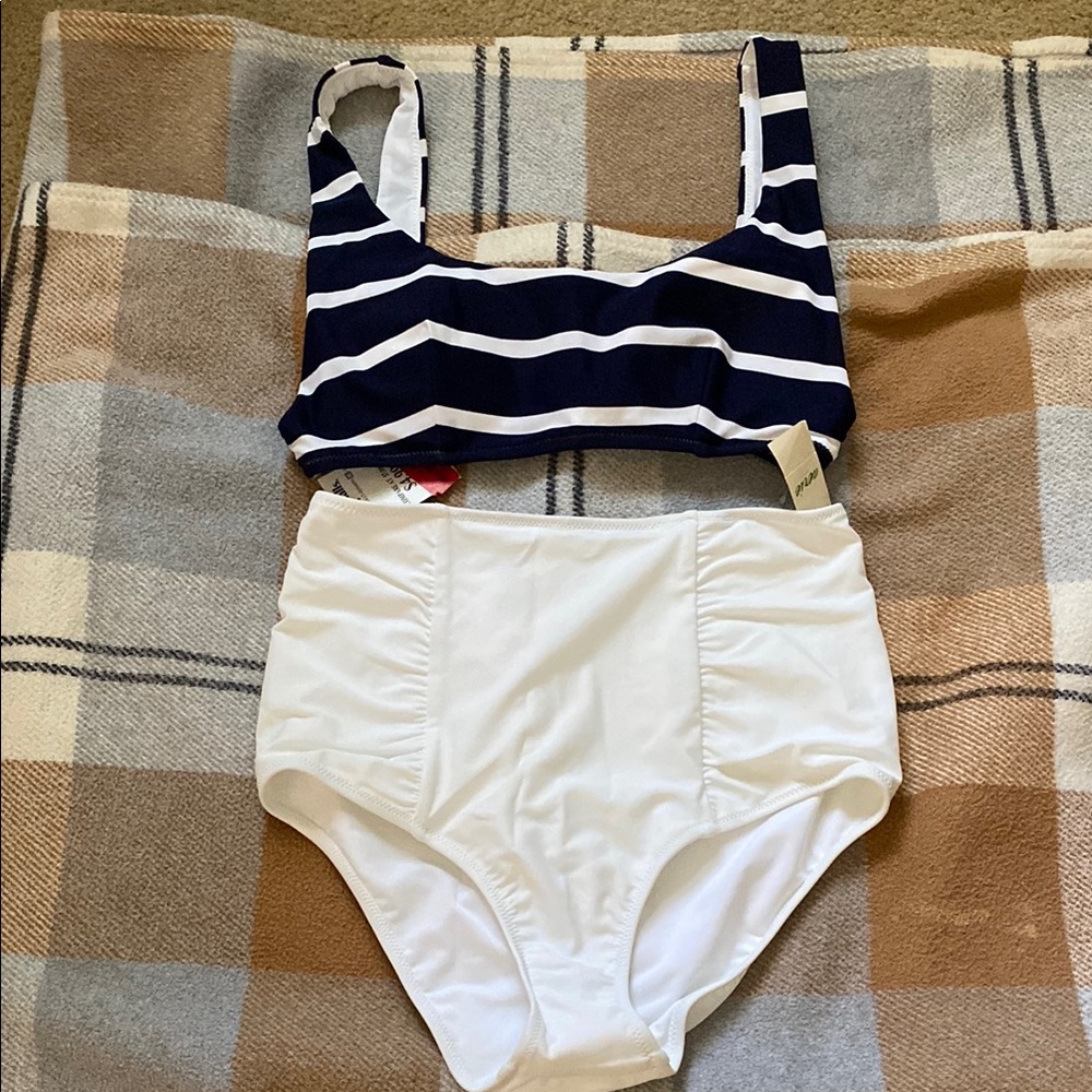 NWT Aerie Bikini Set - Navy & White (Size Medium)